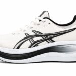 Asics Gel Midsole Running Shoes - WB