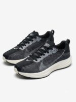 Nike Men's Pegasus Plus Running Shoe's - BW - Image 3